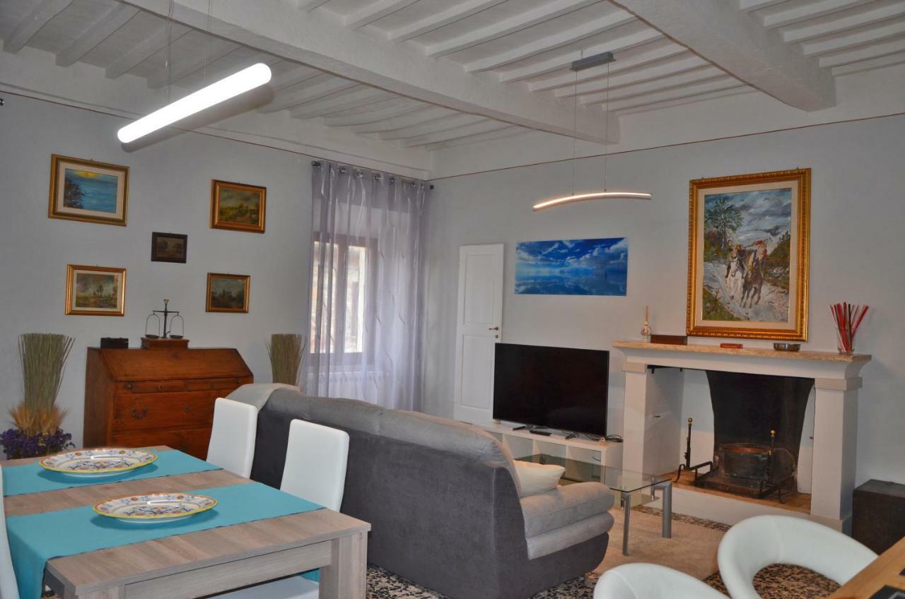 Villa La Fraternità à Montefollonico Extérieur photo